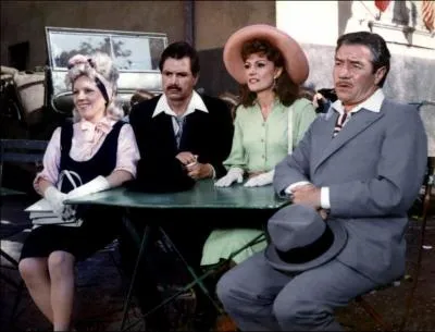 En 1971, il est Docteur Lon Galipeau dans ce film ...