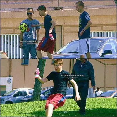 Dans quelle quipe de football joue-t-il ?