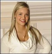 Comment s'appelle-t-elle ?