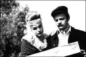 Quel chanteur a jou dans le film 'Casque d'or' de Jean Becker ?