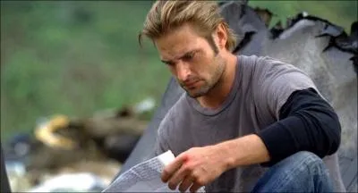 Episode 8, Transfert d'identit : de qui est la lettre que Sawyer garde toujours sur lui ?