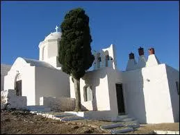 Agriculture et pche sont les principales ressources de cette le :