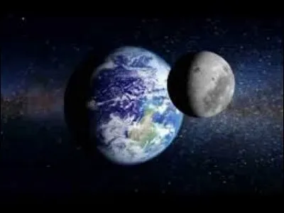 Quelle phrase parlant de la Lune est correcte ?