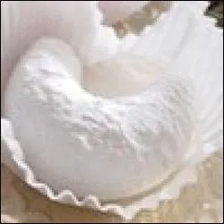 Les cornes de gazelles sont parfumées à/aux...