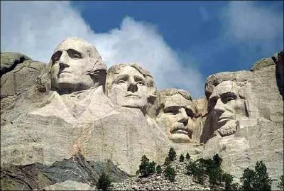 Quels hommes politiques amricains sont reprsents sur le Mont Rushmore (Dakota du Sud) ?
