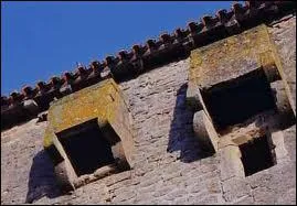 Qu'appelle-t-on une bretche ?