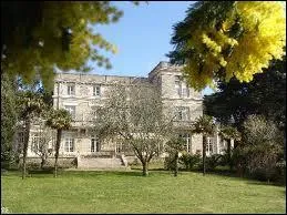 En raison de sa douceur climatique, comment l'le est-elle aussi appele ?