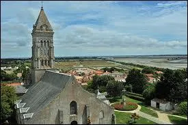 Quel est le saint fondateur de l'le ?