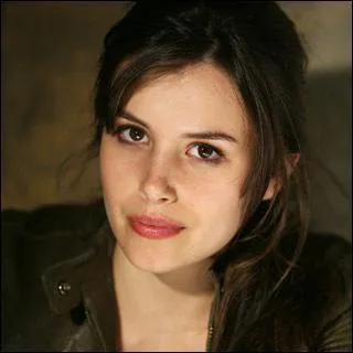 Quelle est cette jeune actrice ?