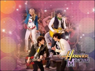 Quelle est la chanson que les Jonas chantent avec Ham ?