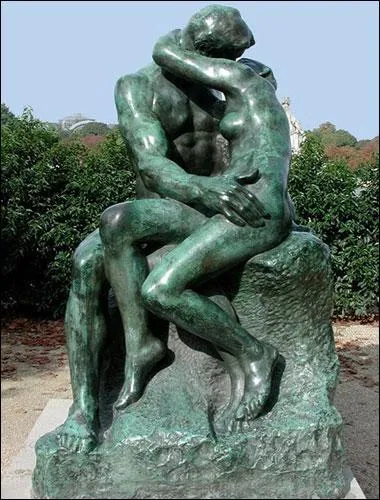 Auguste Rodin renouvelle le travail de la sculpture, avec notamment un aspect parfois 'non fini' et une sensualit qui choque le public. Mais en quelle matire est ce 'Baiser ' de 1886 ?