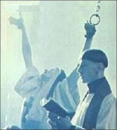 Dans ''Les Diables'' de Ken Russell (1971), il envote et ''possde'' les nonnes de Loudun :