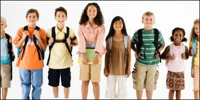 Combien y avait-t-il de moins de quinze ans dans le monde en 2009 environ ?