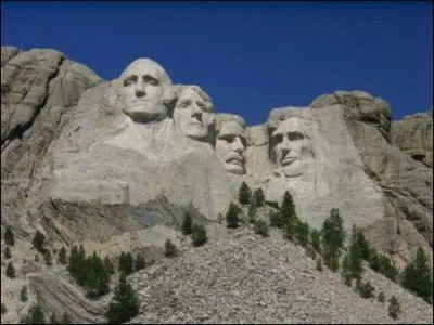 Quel est ce monument amricain qui reprsente George Washington, Thomas Jefferson, Thodore Roosevelt et Abraham Lincoln ?