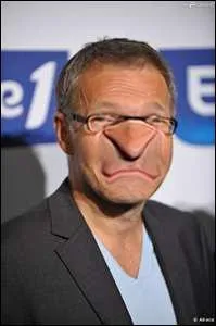 Maintenant, il s'attaque  Europe 1 !