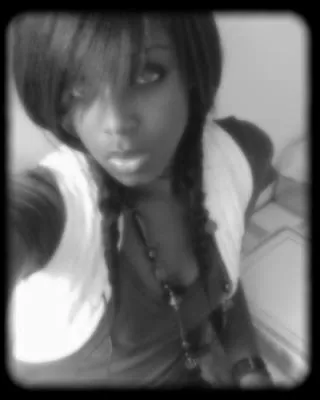 Lindsay a -t-elle une soeur dans le groupe ?