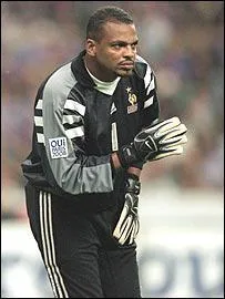 Originaire de Guyane , il a port 44 fois le maillot ...