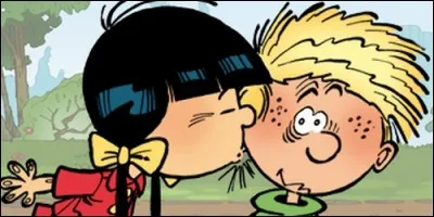 Dans "Cédric", qui vit avec Cédric et ses parents ?