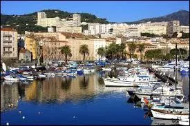 FRANCE : Il est interdit d'appeler son cochon...