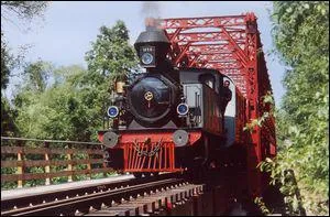 Le touristique  vapeur 'Train Thur Doller Alsace' relie :