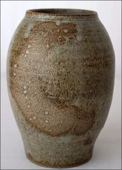 Les céramiques de la famille des grès sont-elles poreuses ?