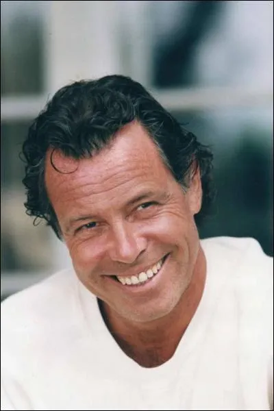 Quel est cet humoriste ?