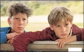 Dans ''La vie est un long fleuve tranquille'' d'Etienne Chatiliez (1988), ravioli c'est le :