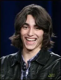 De qui est amoureux Charlie ?