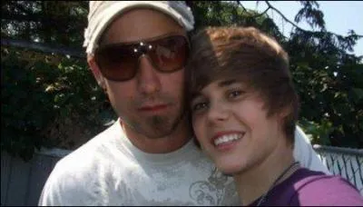 Comment s'appelle le papa de Justin Bieber ?