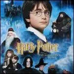 De quelle couleur est la pierre philosophale dans le premier film ?