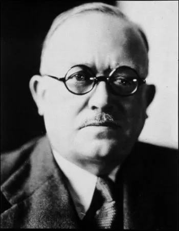 Quel est ce Prsident de la 4me rpublique franaise ?