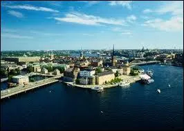 SUEDE : Stockholm se situe au bord d'un lac  l'endroit mme o il rejoint la mer Baltique. Comment se nomme-t-il ?