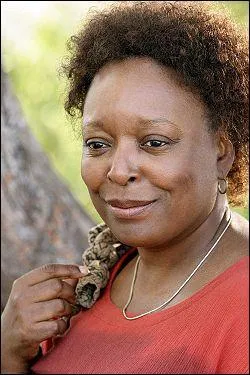 L. Scott Caldwell est ...