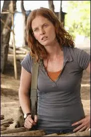 Rebecca Mader est ...