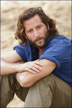 Henri Ian Cusick est ...