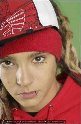 A quel ge Tom s'est-il fait son percing ?