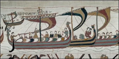 Dans quelle ville calvadosienne se trouve la célèbre tapisserie de la reine Mathilde ?