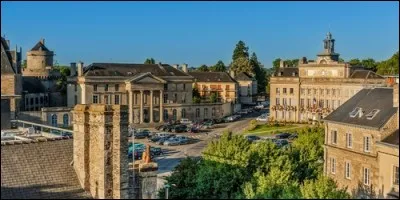 Quel est le chef-lieu de l'Orne, qui a donné son nom à un célèbre point à l'aiguille ?