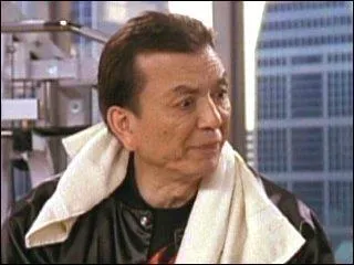 Il a commenc sa carrire dans un pisode de 'Zorro' des annes 50, maintenant il double un personnage dans 'Kung Fu Panda'. Qui est l'entraineur de Pete ?