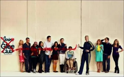 Partie 3, Question Ultime : Quand sort le film Glee au Cinma en Angleterre et aux Etats-Unis ?