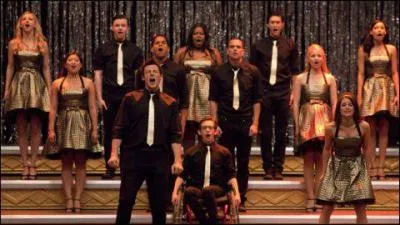Partie 2, Les Finales Rgionales : Quelle chanson interprte les lves du Glee Club lors de la Finale ?
