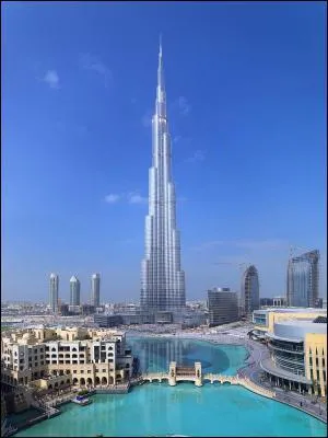 Quel est le nom du plus haut gratte-ciel du monde ?