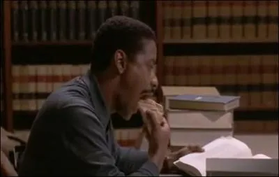 Dans quel film, o il incarne un avocat, Denzel Washington mange-t-il ce bon sandwich ?