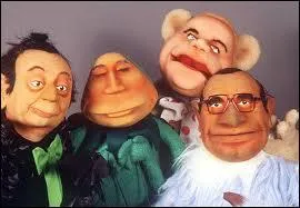 Dans l'mission 'le bbte show', quel homme politique avait une marionnette appele Rocroa le corbeau ?