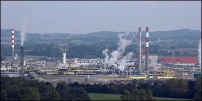 Que produit-on à Lacq ?