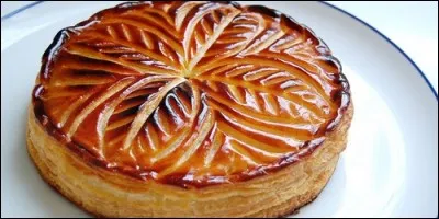 Quelle est la petite ville du Loiret, qui a donné son nom à un pâté d'alouette et à un gâteau aux amandes ?