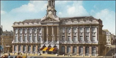 Quelle est la spécialité de la ville de Cambrai ?