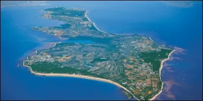 Si certains disent que l'île de Ré doit son nom au Dieu Râ, d'autres disent qu'elle le doit au "ratis". Mais qu'est-ce qu'un ratis ?