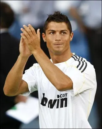 Qui est cet attaquant ?