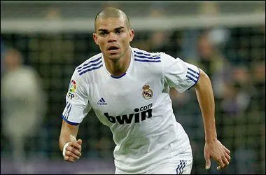 Qui est ce dfenseur ?